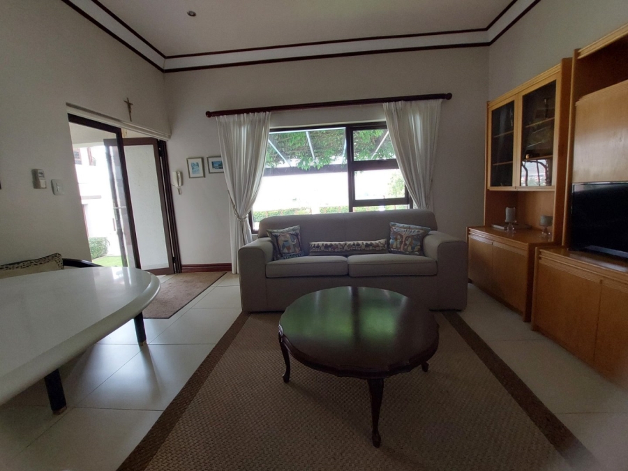 6 Bedroom Property for Sale in Birdwood Estate North West